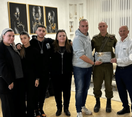 מחט גולני בביקור ניחומים
