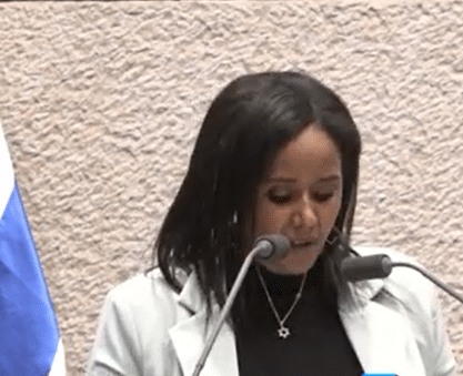 פנינה תמנו שטה מודיעה על נפילתו של אברהם אובגן במליאה
