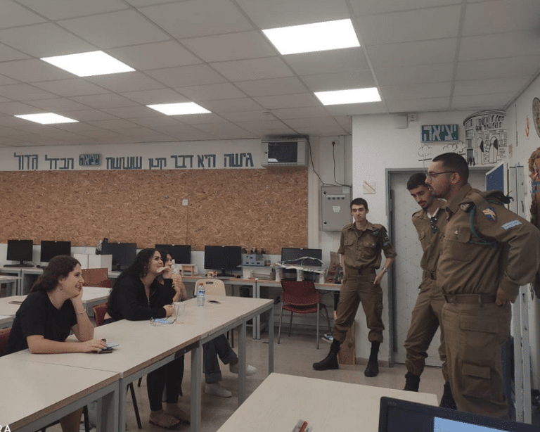 יונתן גוטין זל מגמת אדריכלות באורט מודיעין