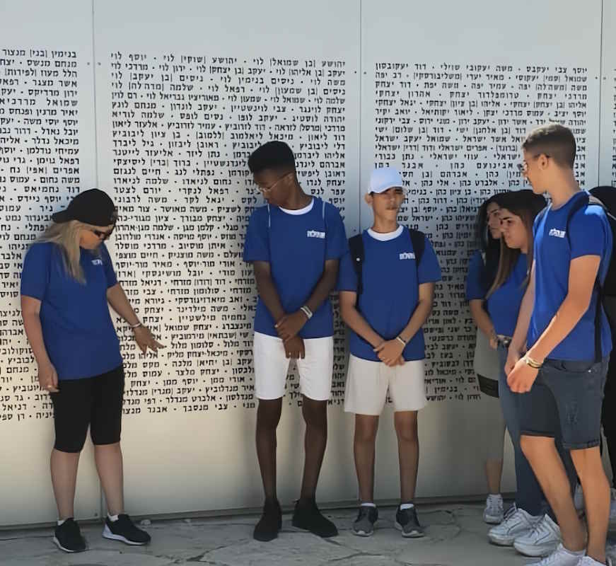 זוכרים את הנופלים באורט אורן